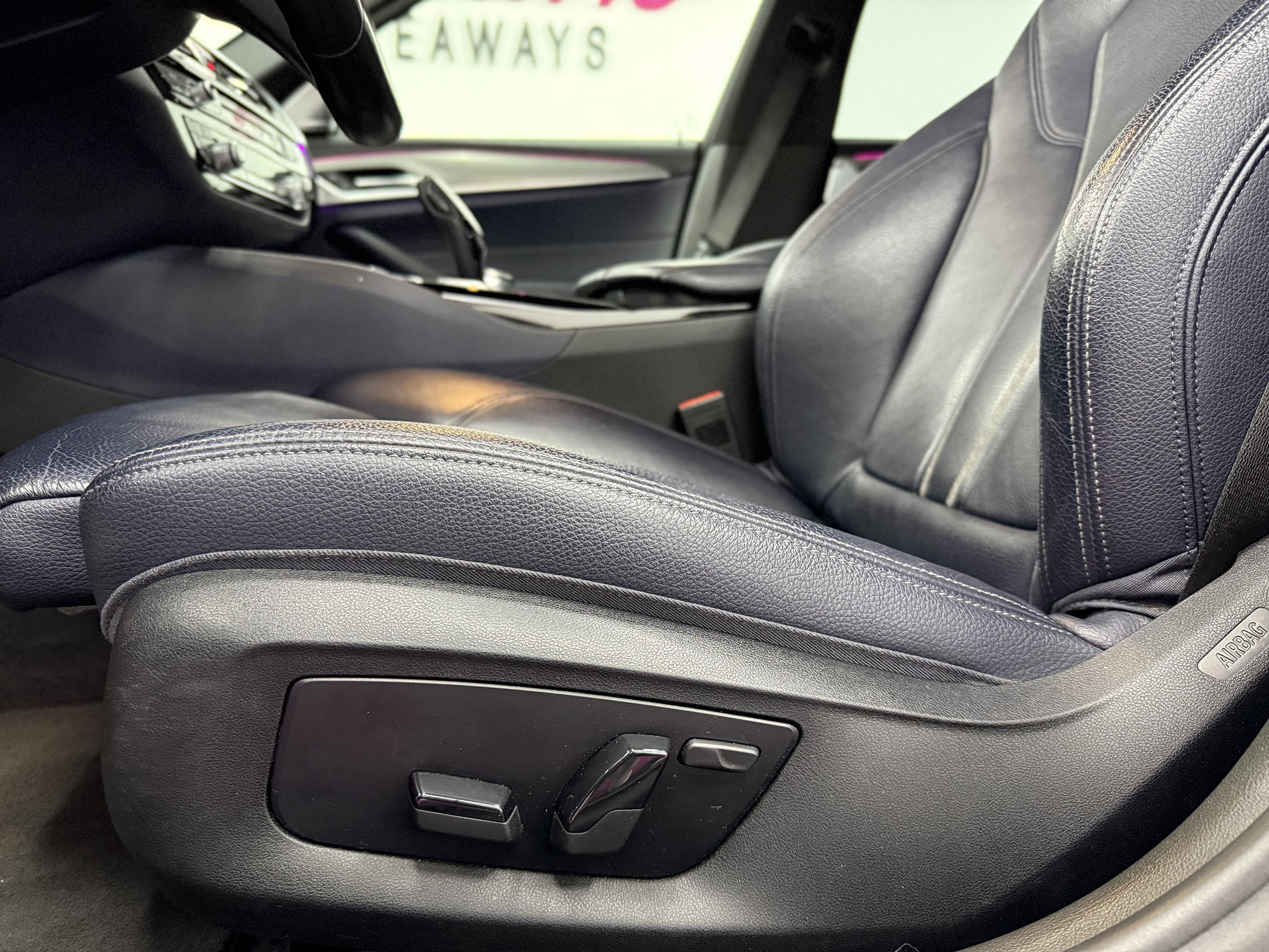 BMW Serie 5 G30 M-Pack 2018 - Image 10