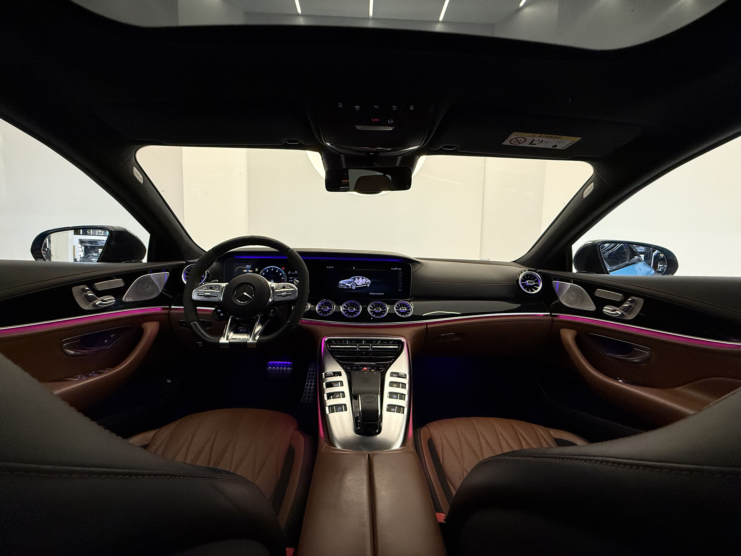 Mercedes-Benz AMG GT 53 435CP 2020 - Image 9