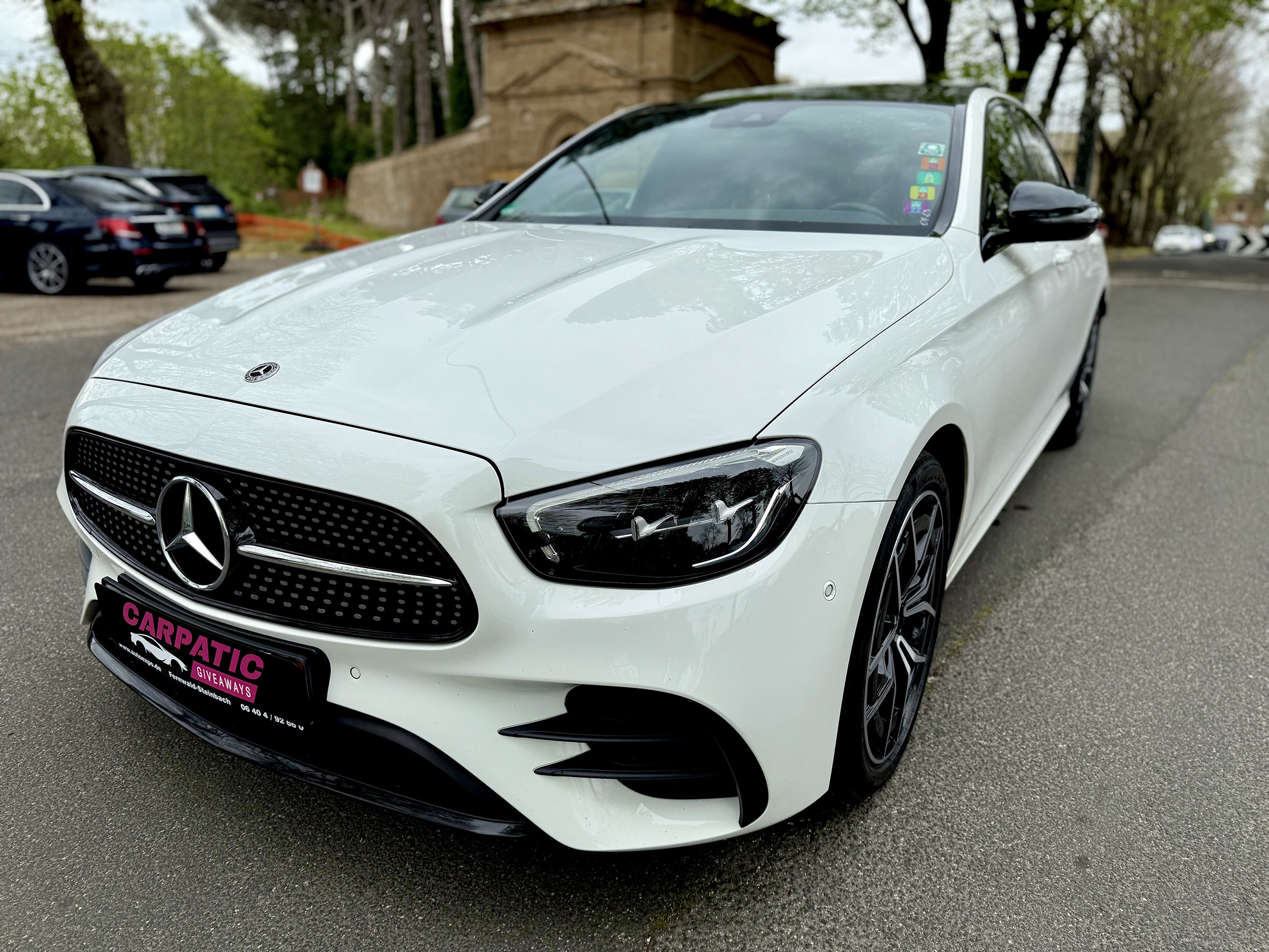 Mercedes-Benz E Class 300 de 4MATIC Plug-in Hybrid AMG Line 306CP 2022 - Image 15