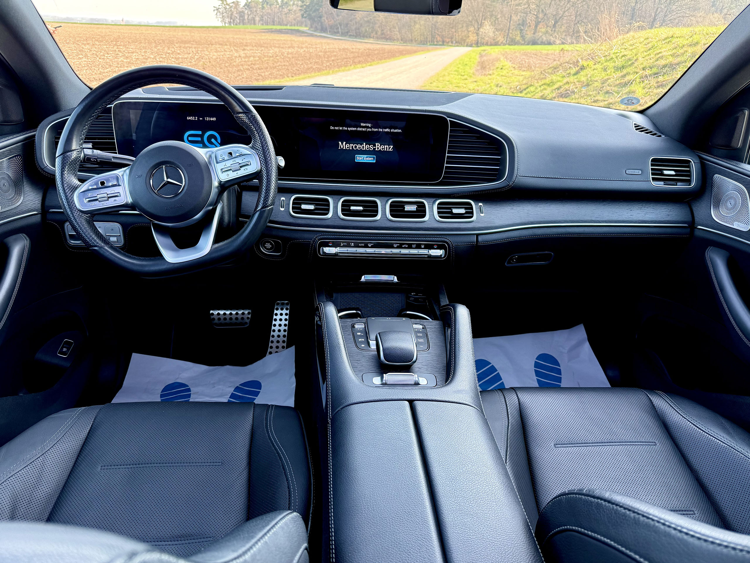 Mercedes-Benz GLE Coupe 350DE AMG 320CP 2022 - Image 13