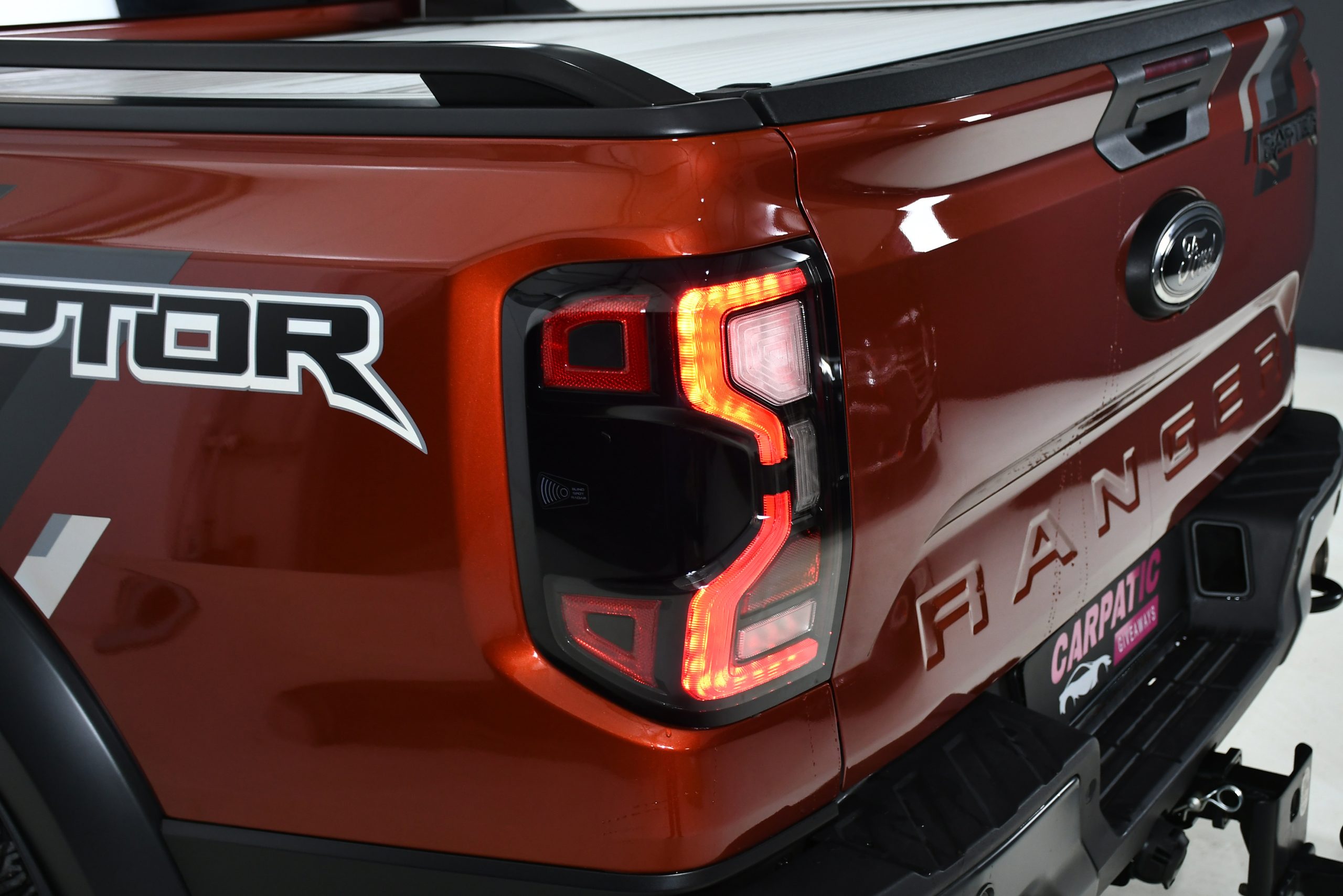 Ford Ranger Raptor (292 HP) 2024 + €1500 POCKET MONEY - Image 23