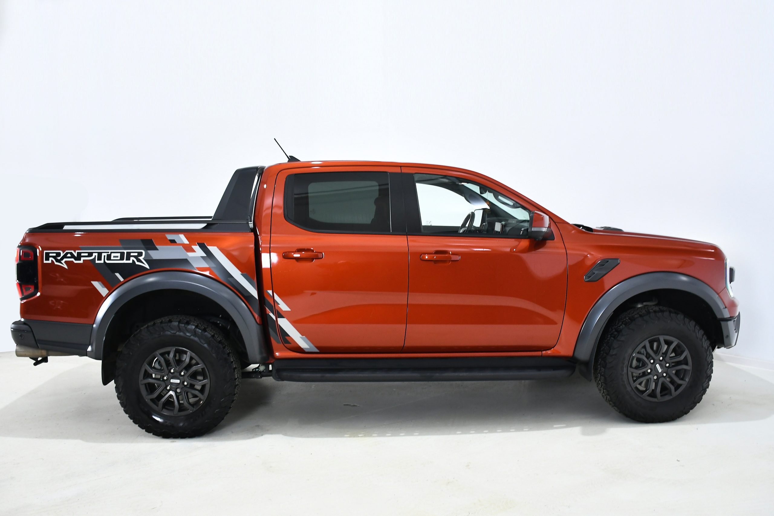 Ford Ranger Raptor (292 HP) 2024 + €1500 POCKET MONEY - Image 9