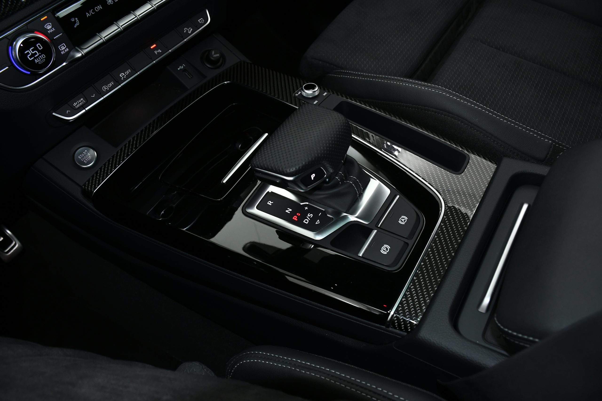 Audi Q5 40 TDI Sportback S Line (204Hp) 2023 + €1000 POCKET MONEY - Image 16