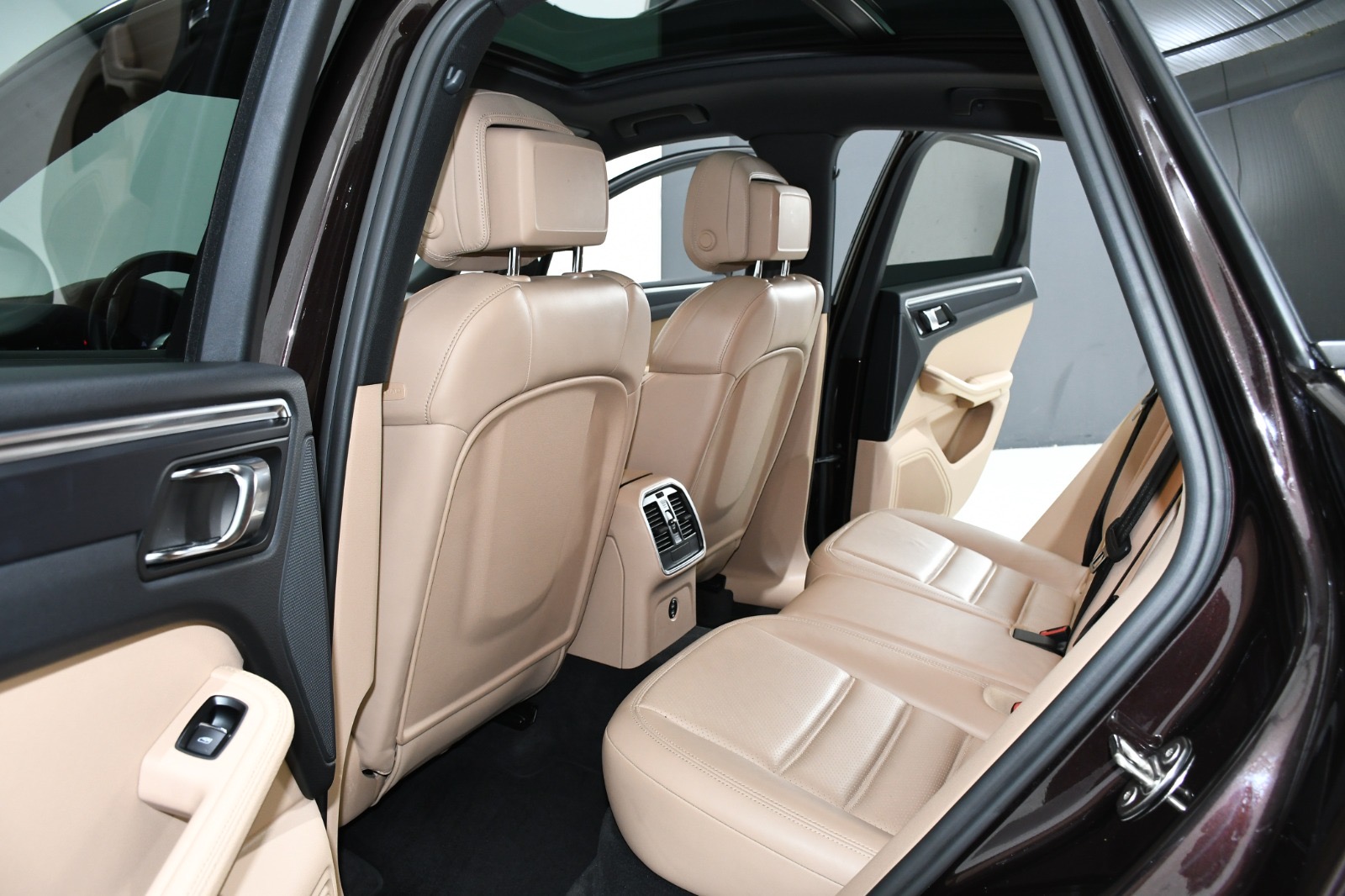 Porsche Macan (245CP) 2020 + €1000 POCKET MONEY - Image 18