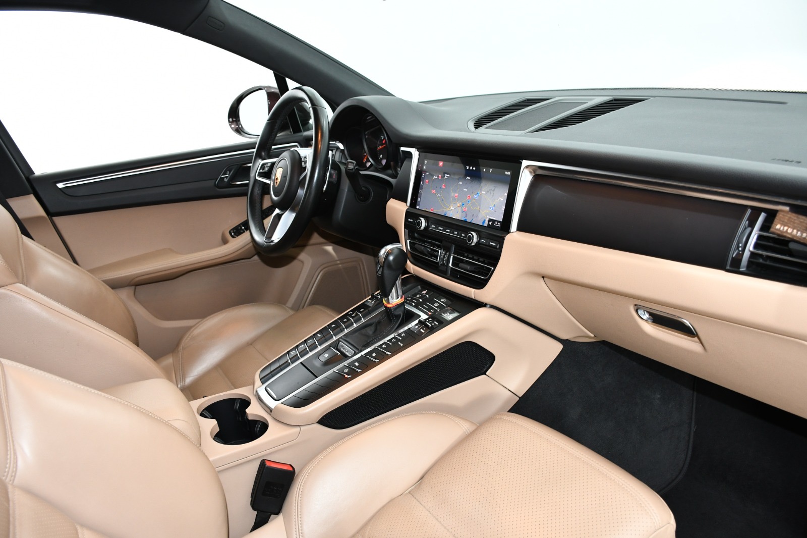 Porsche Macan (245CP) 2020 + €1000 POCKET MONEY - Image 13