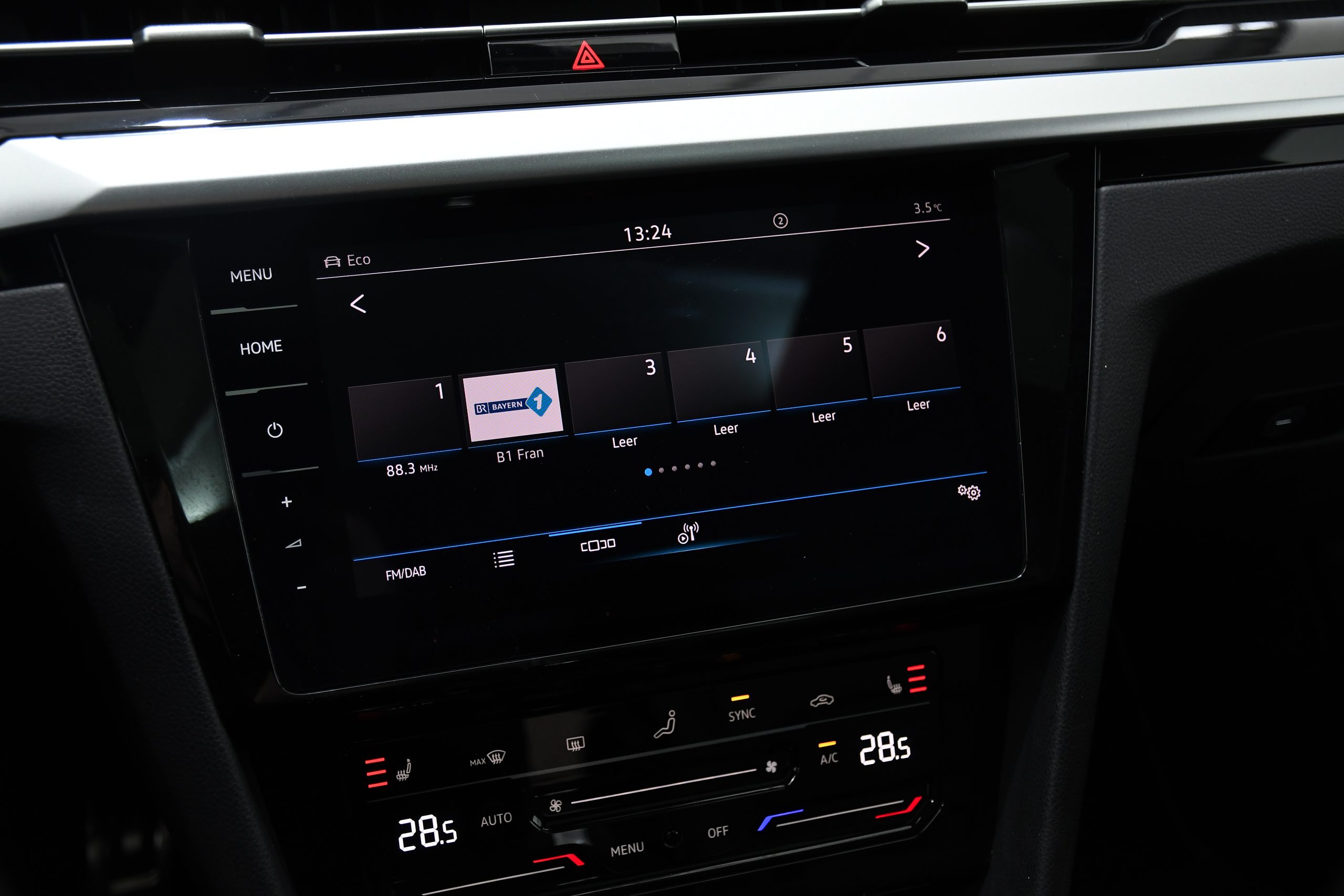 Volkswagen ARTEON R-Line 2.0 TDI 4Motion (200CP) 2023 + €1000 POCKET MONEY - Image 18