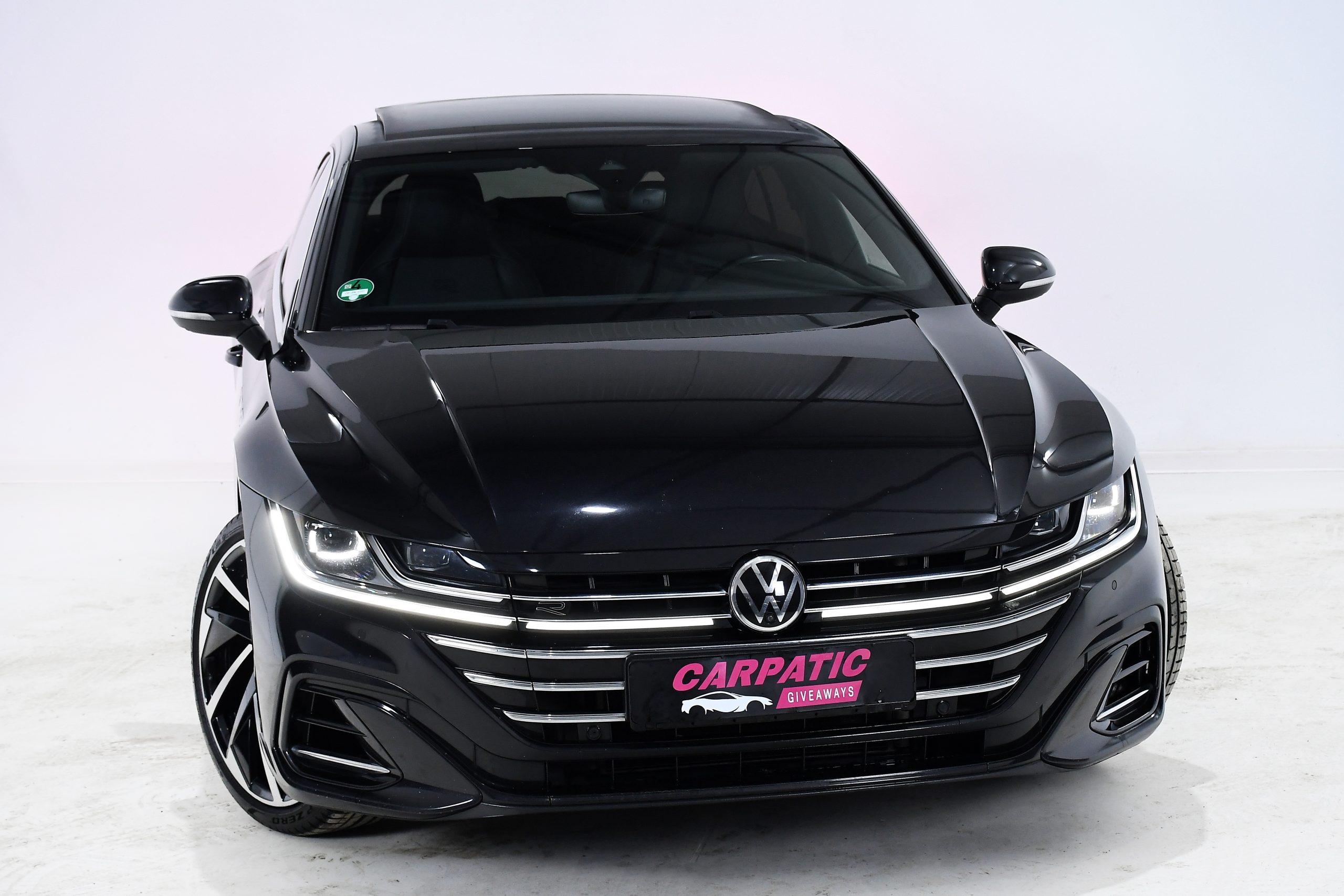 Volkswagen ARTEON R-Line 2.0 TDI 4Motion (200CP) 2023 + €1000 POCKET MONEY - Image 3