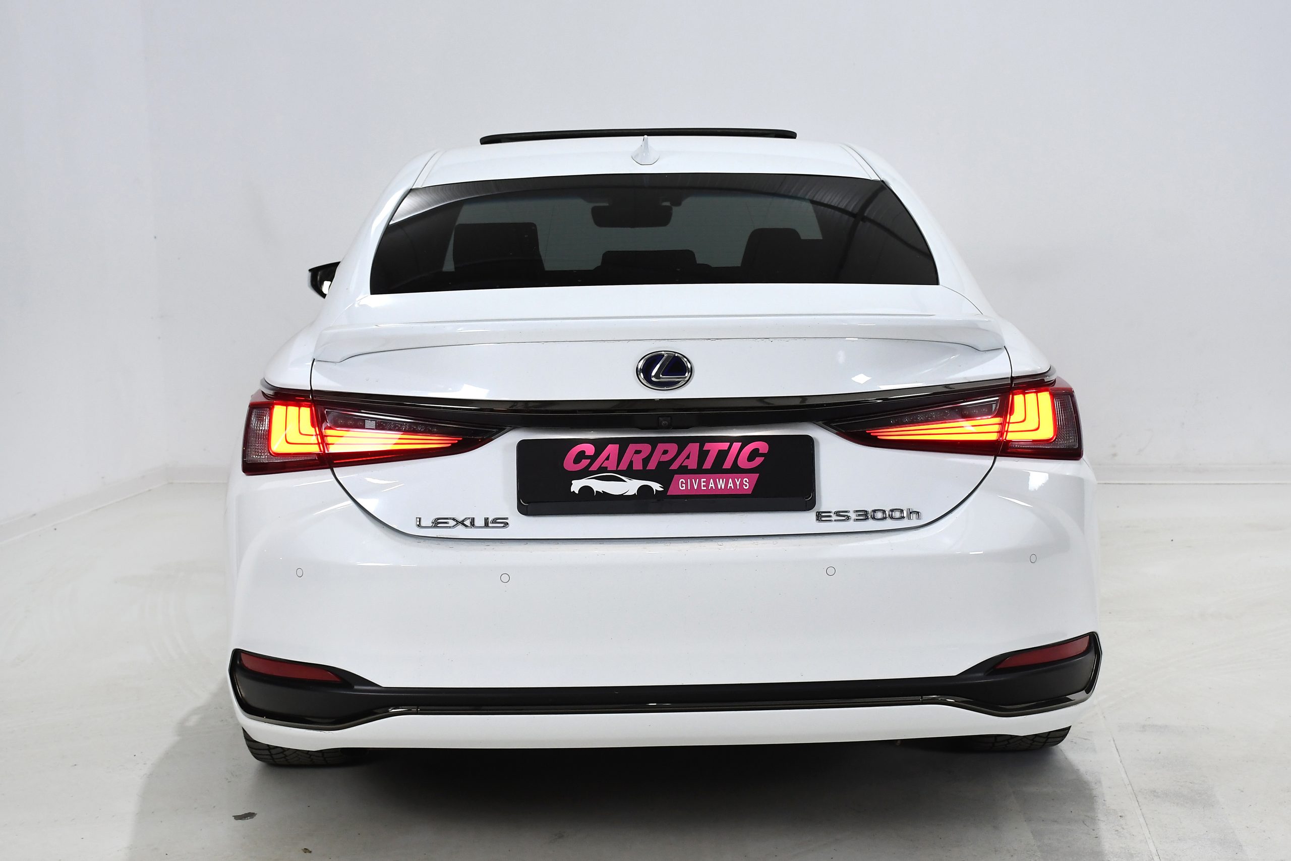 Lexus ES 300h F Sport Executive (218Hp) 2021 + €1000 POCKET MONEY - Image 6
