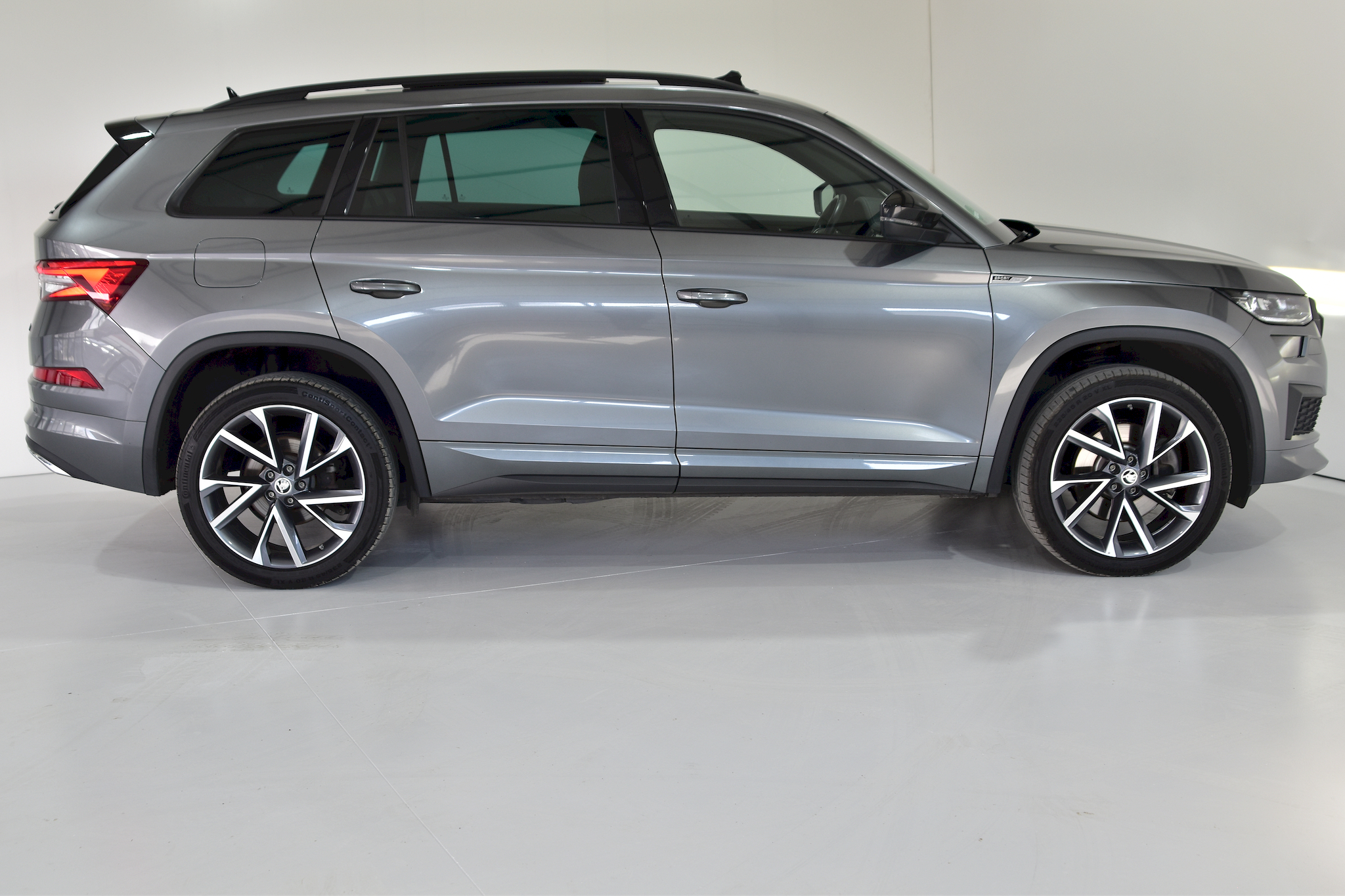 Skoda Kodiaq Sportline 2.0 TDI 4x4 (200HP) 2023 + €1000 POCKET MONEY - Image 37