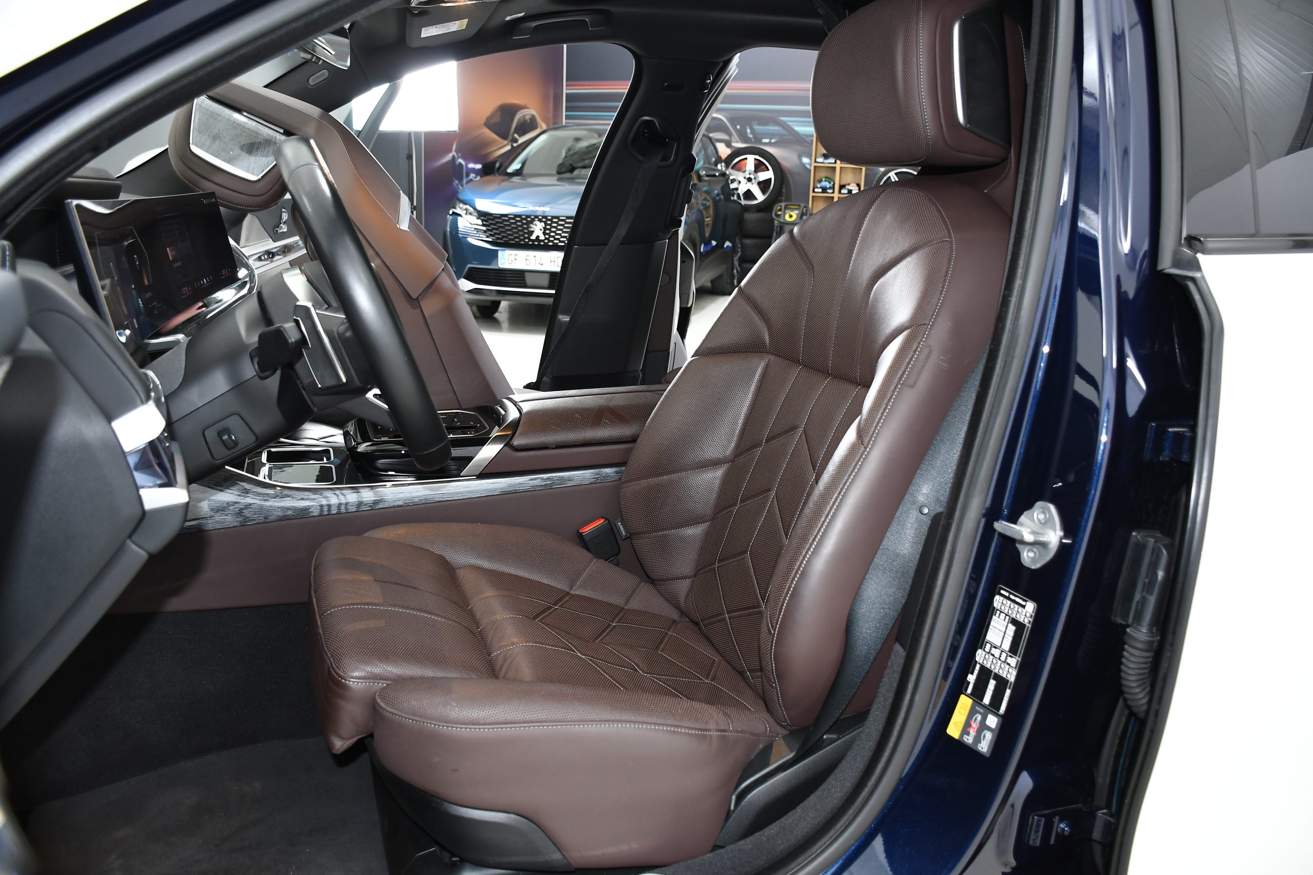 BMW Seria 7 Long 750e xDrive M Sport (489 HP) 2024 + €2500 POCKET MONEY - Image 12
