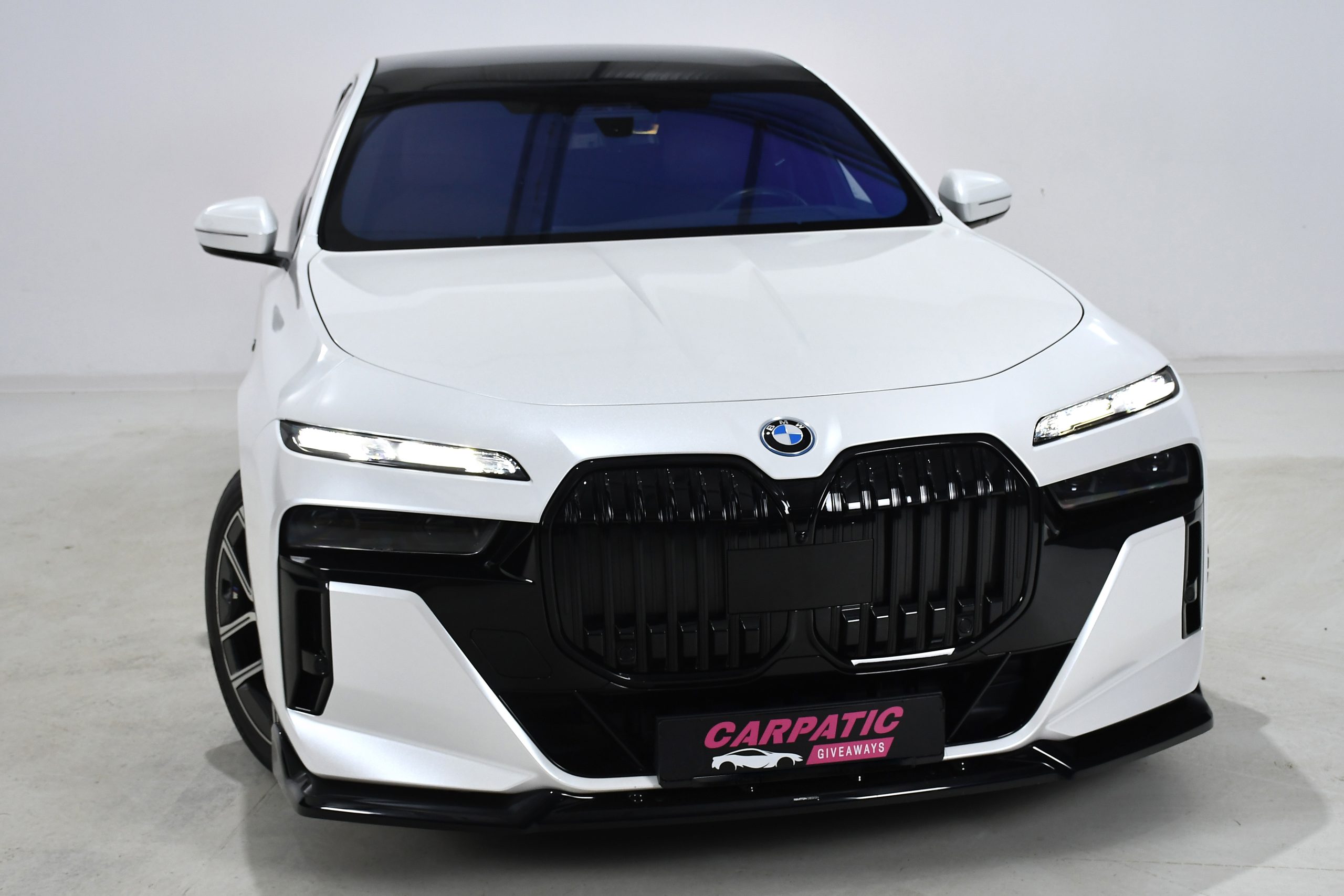 BMW Seria 7 Long 750e xDrive M Sport (489 HP) 2024 + €2500 POCKET MONEY - Image 2