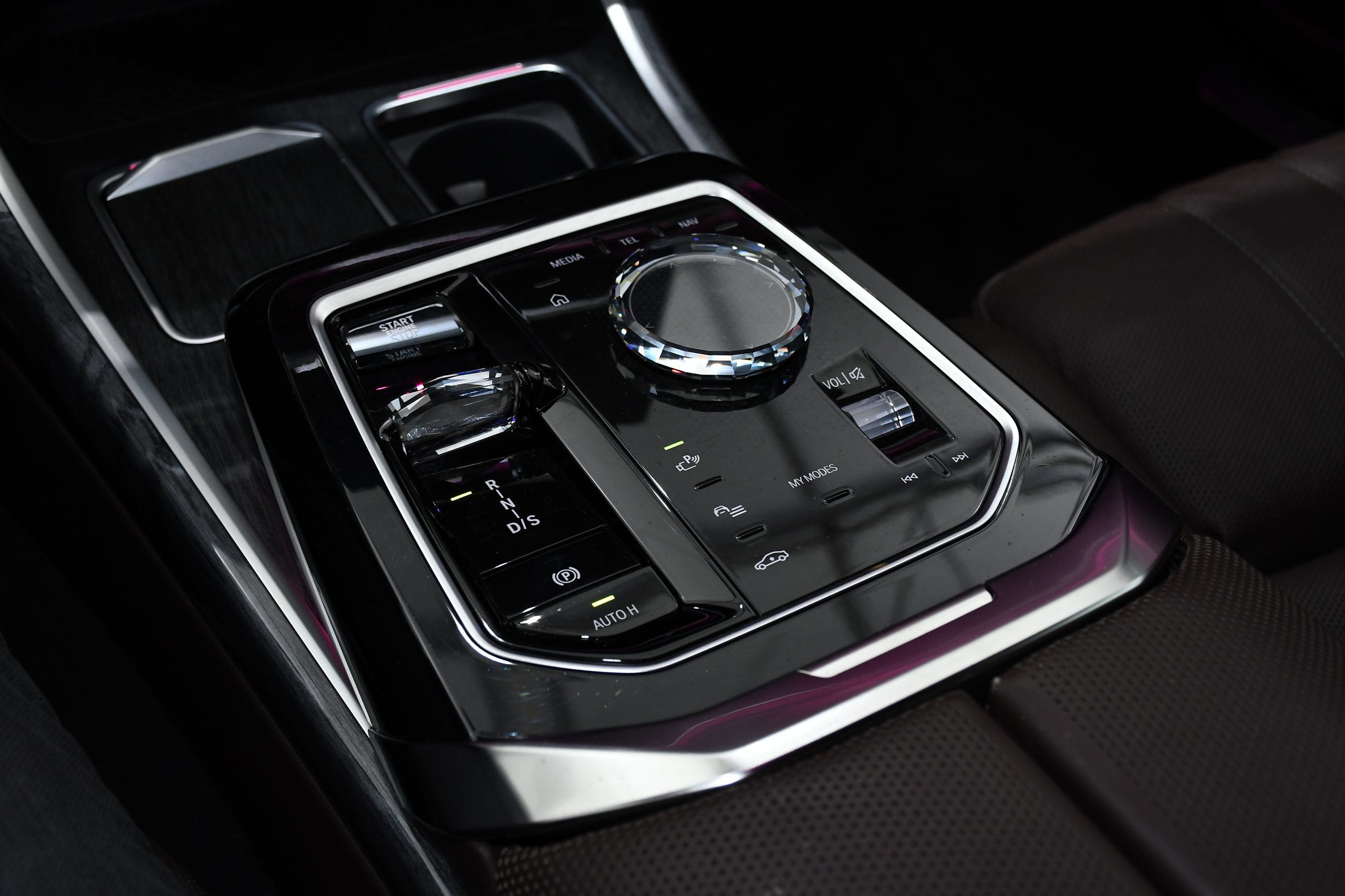 BMW Seria 7 Long 750e xDrive M Sport (489 HP) 2024 + €2500 POCKET MONEY - Image 24