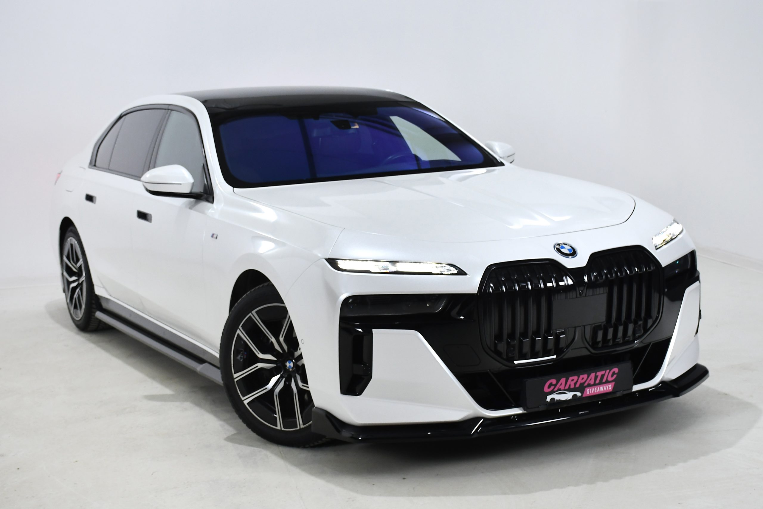 BMW Seria 7 Long 750e xDrive M Sport (489 HP) 2024 + €2500 POCKET MONEY - Image 3