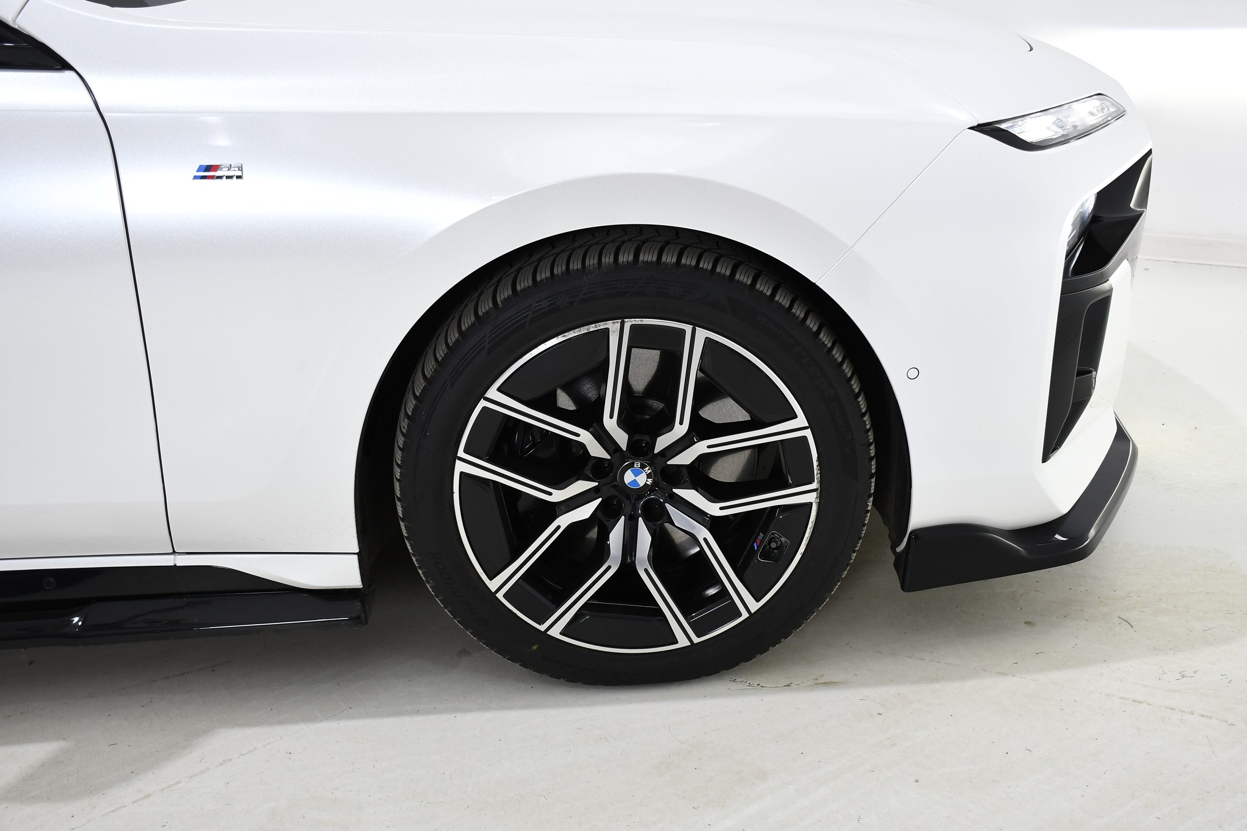 BMW Seria 7 Long 750e xDrive M Sport (489 HP) 2024 + €2500 POCKET MONEY - Image 30