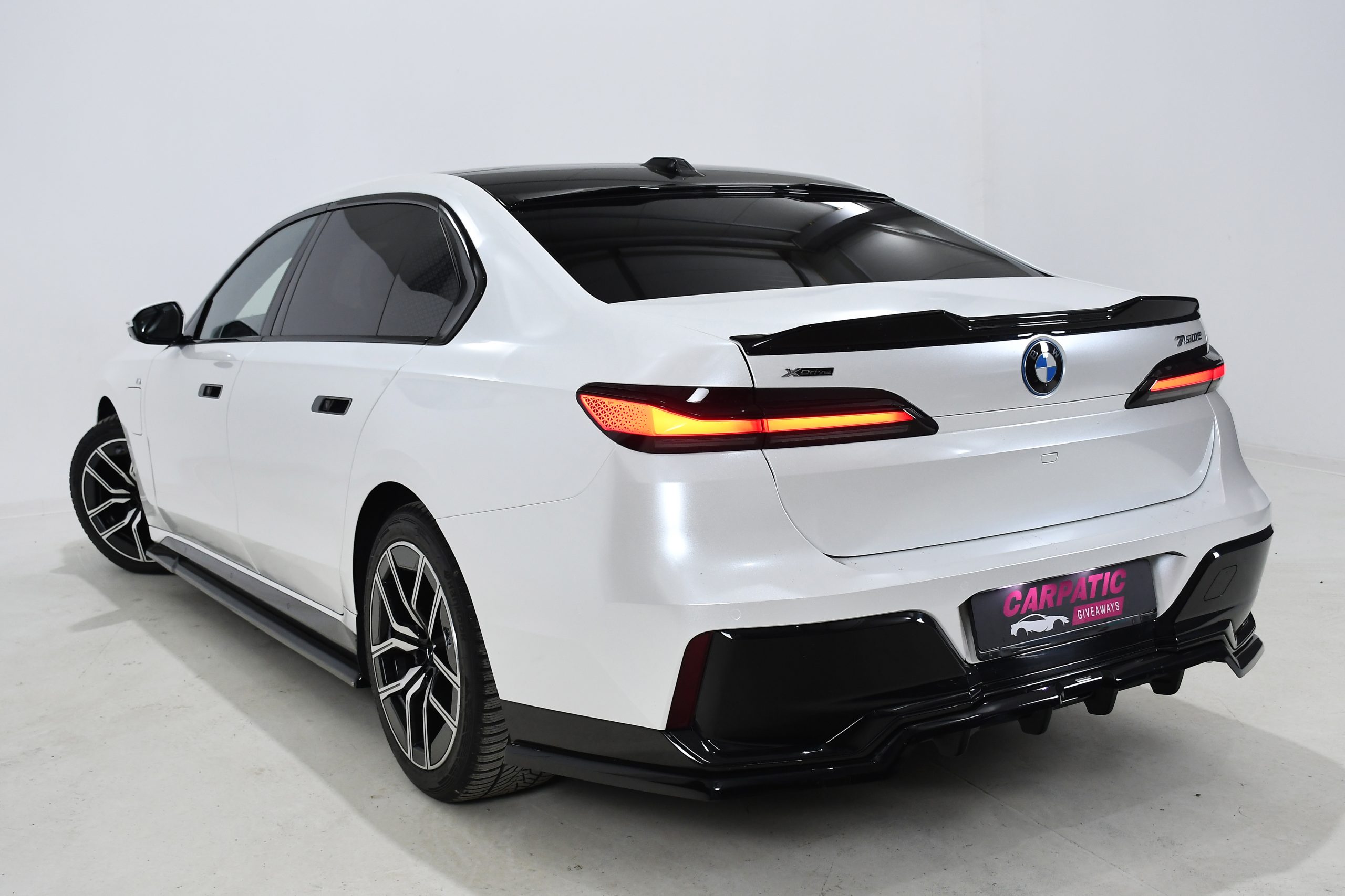 BMW Seria 7 Long 750e xDrive M Sport (489 HP) 2024 + €2500 POCKET MONEY - Image 6