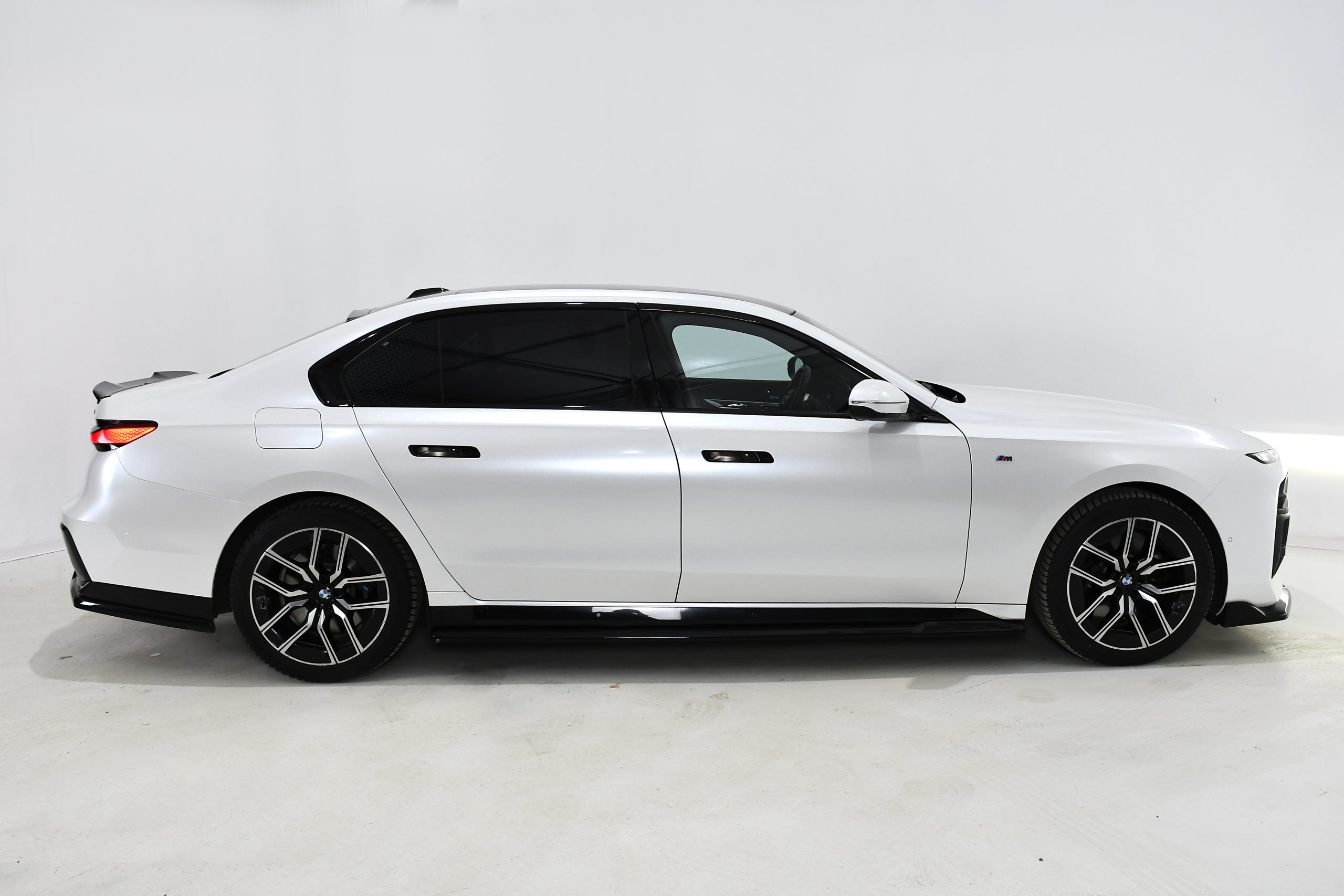BMW Seria 7 Long 750e xDrive M Sport (489 HP) 2024 + €2500 POCKET MONEY - Image 7