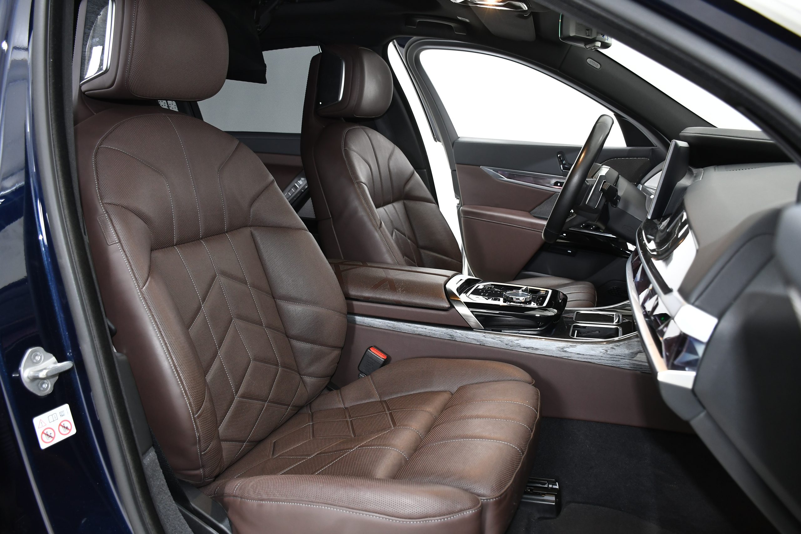 BMW Seria 7 Long 750e xDrive M Sport (489 HP) 2024 + €2500 POCKET MONEY - Image 8