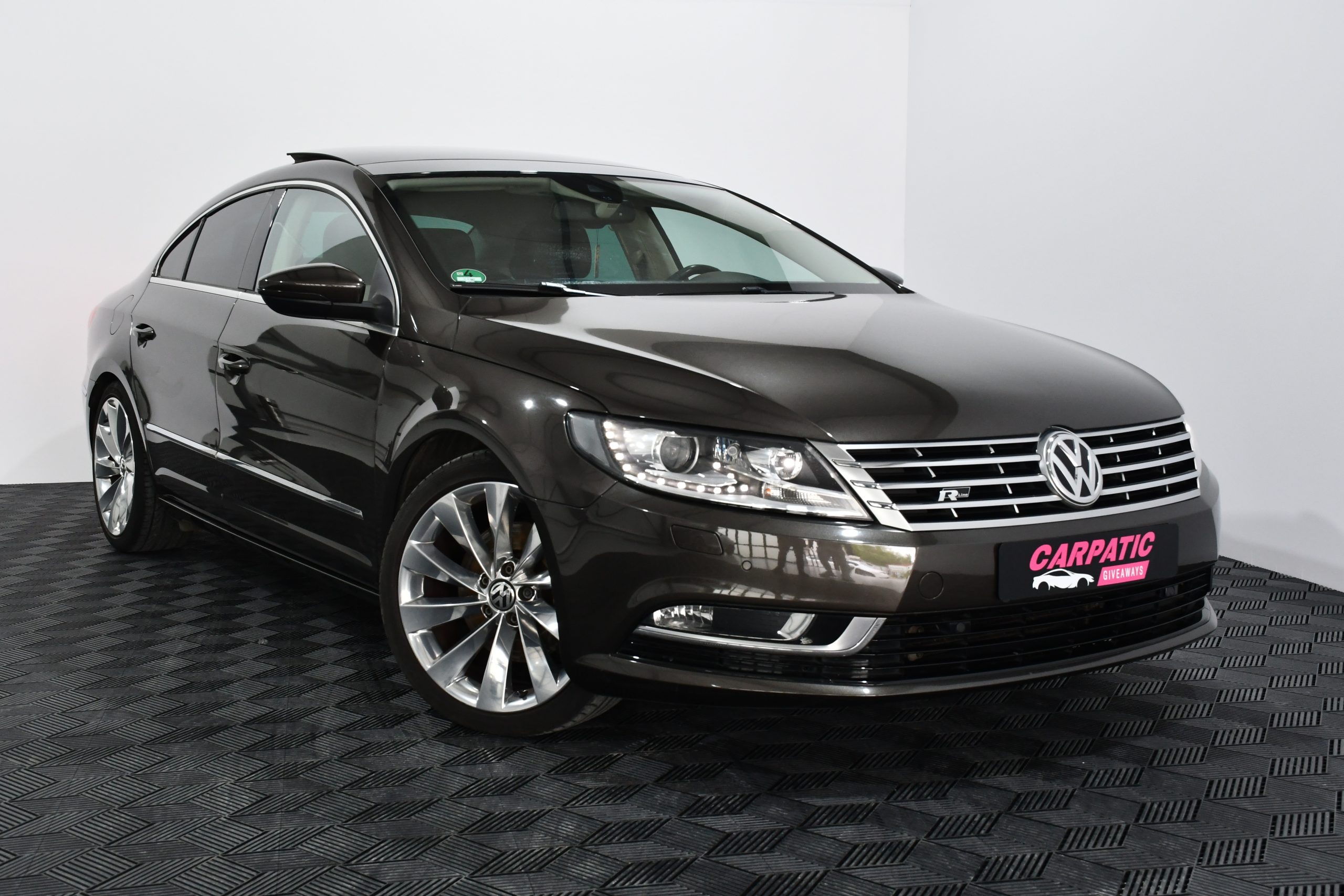 FREE ENTRY – Volkswagen Passat CC R-Line 1.8 TSI DSG (160 HP) 2013