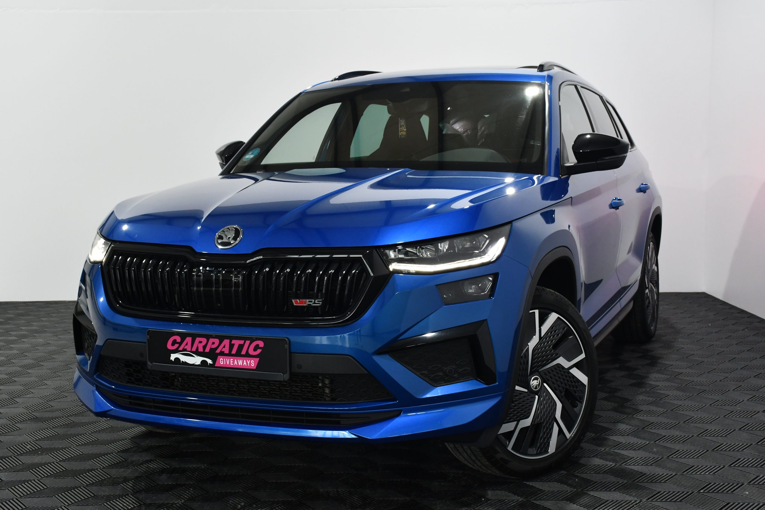 Skoda Kodiaq vRS 2.0 TSI 4x4 (245 Hp) 2023 + €1000 POCKET MONEY - Image 8