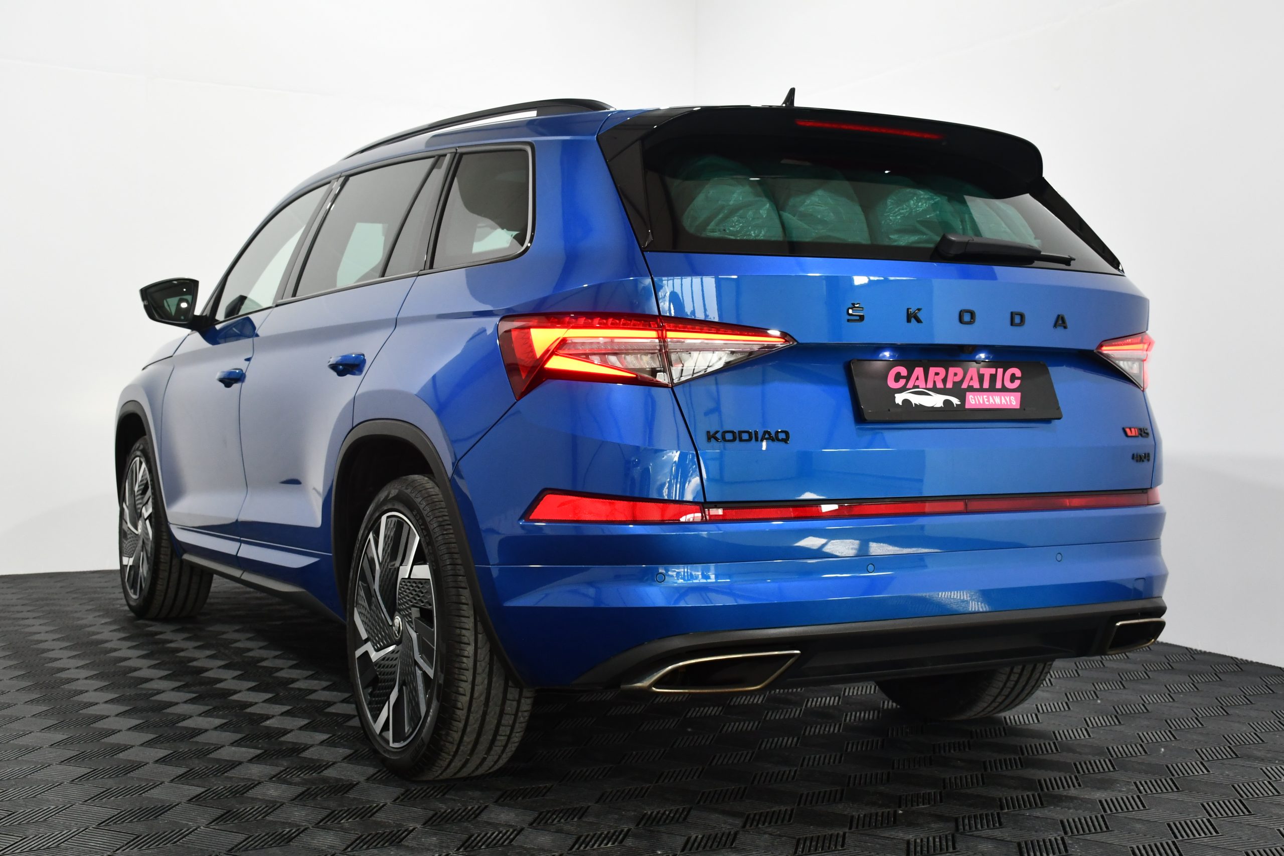 Skoda Kodiaq vRS 2.0 TSI 4x4 (245 Hp) 2023 + €1000 POCKET MONEY - Image 14