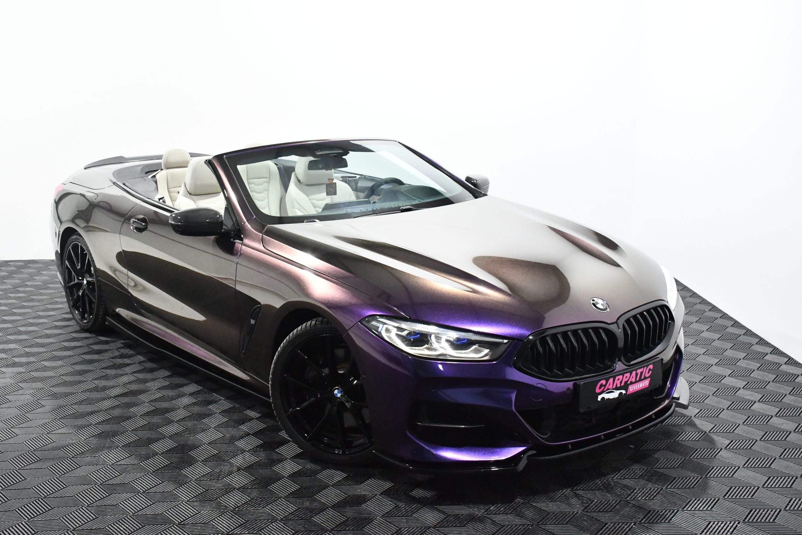 BMW 840i M Sport Cabrio (333 HP) 2022 + €1000 POCKET MONEY <small class="cash_alterantive">Cash Alternative: €30.000</small>