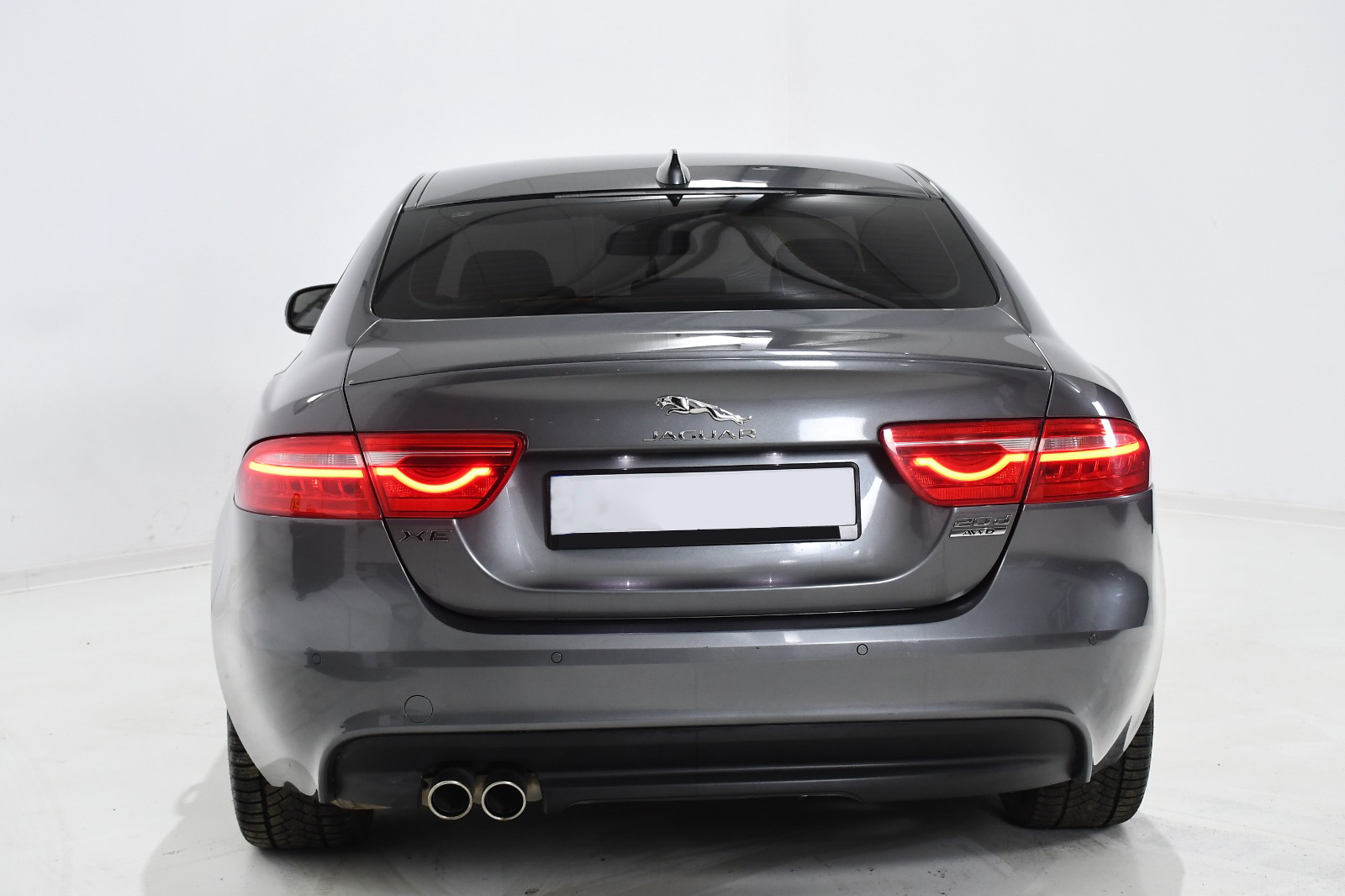 FREE ENTRY – Jaguar XE 20d AWD Aut. R-Sport (180Hp) 2017 - Image 7